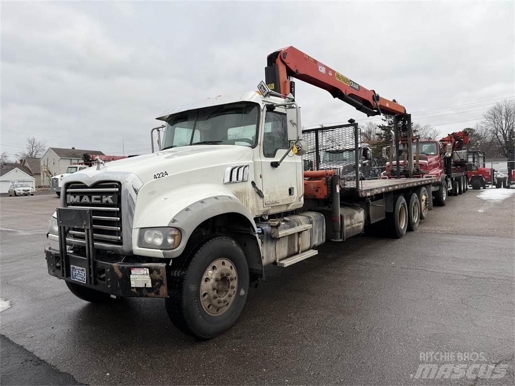 Mack GU700 Chassis Cab trucks