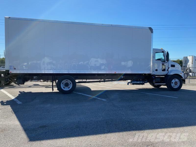 Mack MD6 42R Box trucks