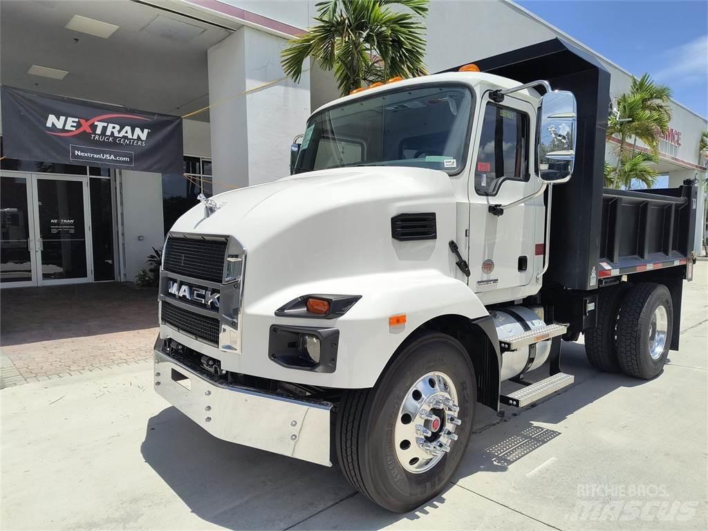 Mack MD7 42R Tipper trucks