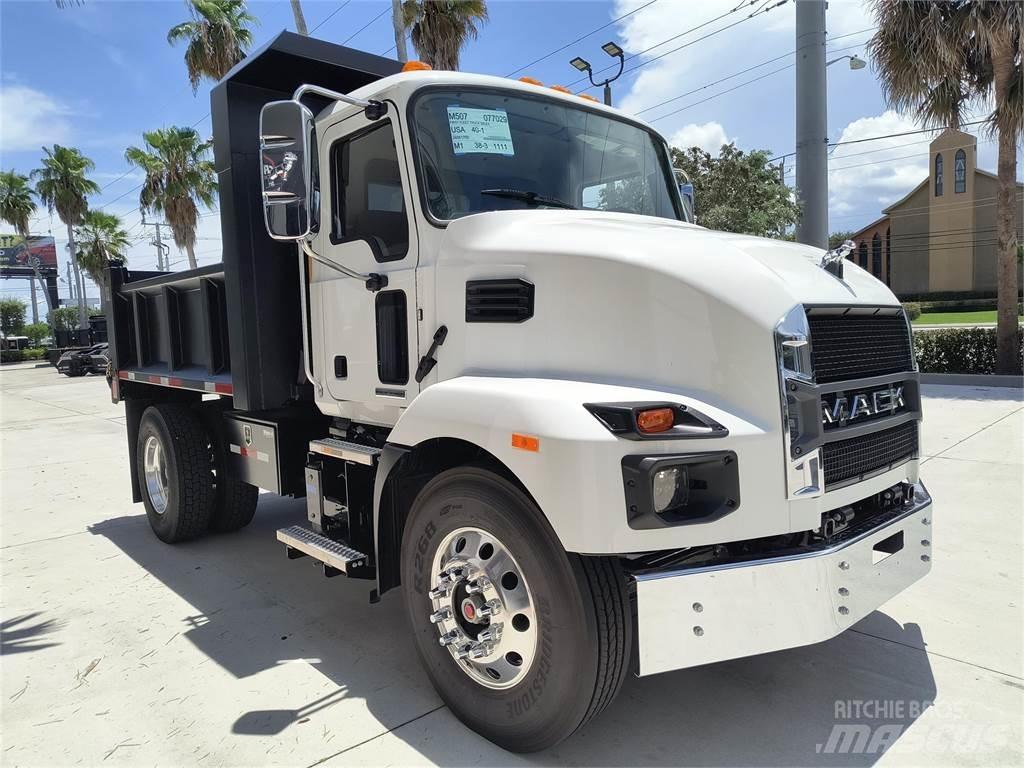 Mack MD7 42R Tipper trucks