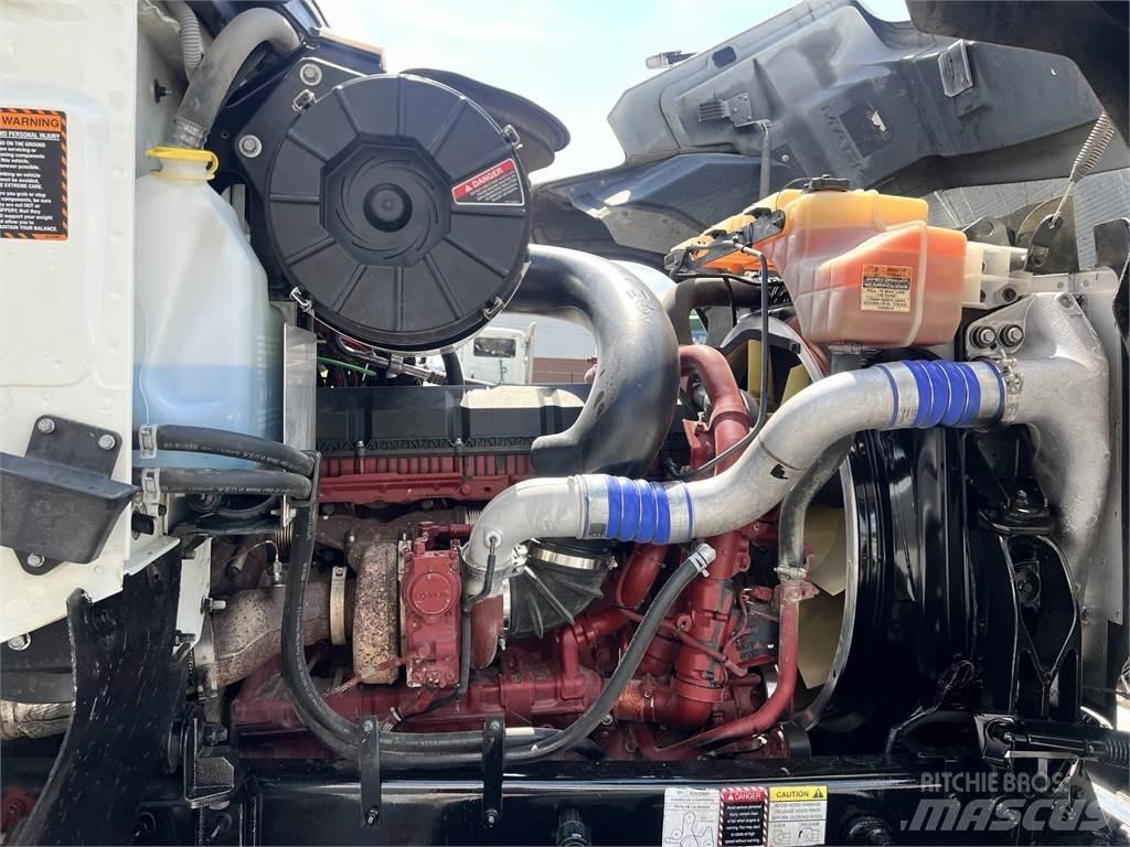Mack PI64T Prime Movers