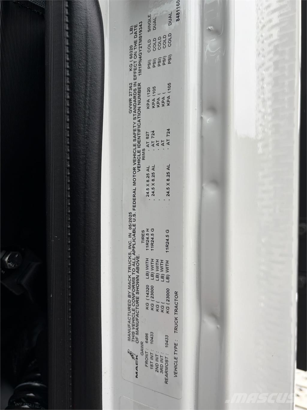 Mack PI64T Prime Movers