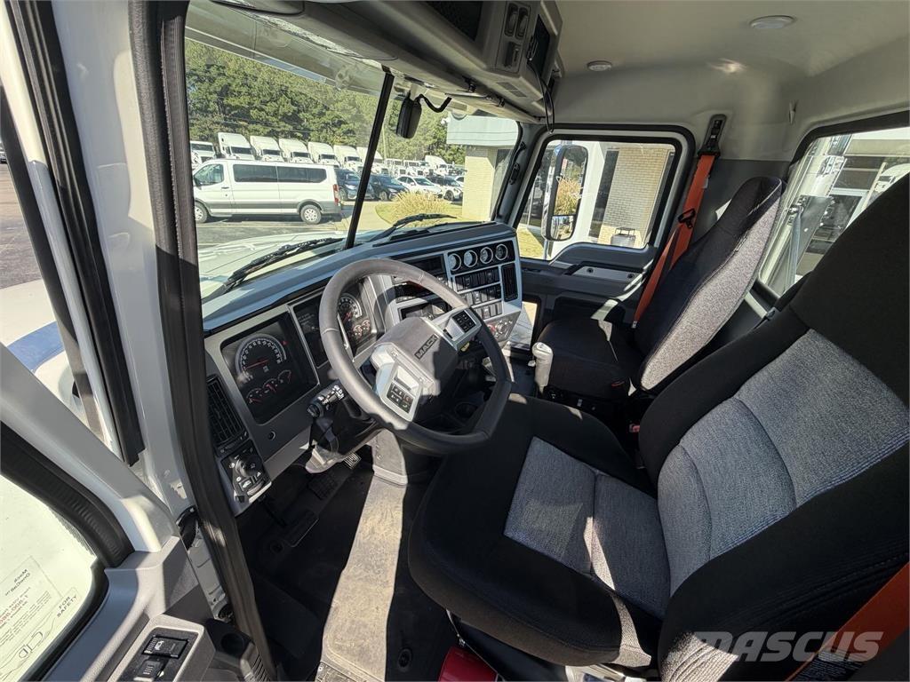 Mack PI64T Prime Movers