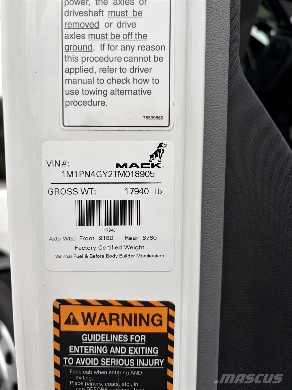 Mack PI64T Prime Movers