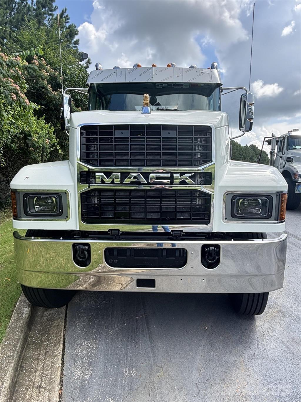 Mack PI64T Prime Movers