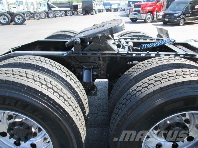 Mack PI64T Prime Movers
