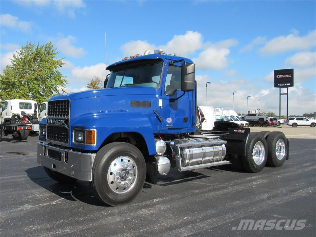 Mack PI64T Prime Movers