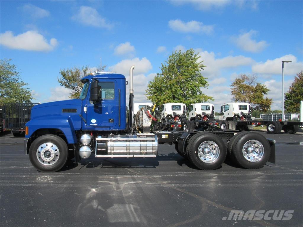 Mack PI64T Prime Movers