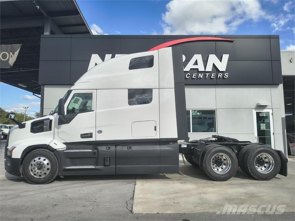 Mack PR64T Prime Movers
