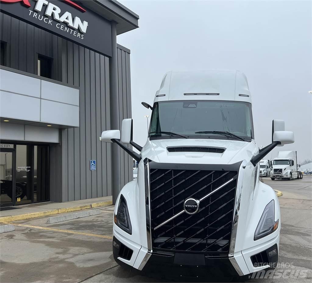Volvo NEW VNL860 Prime Movers