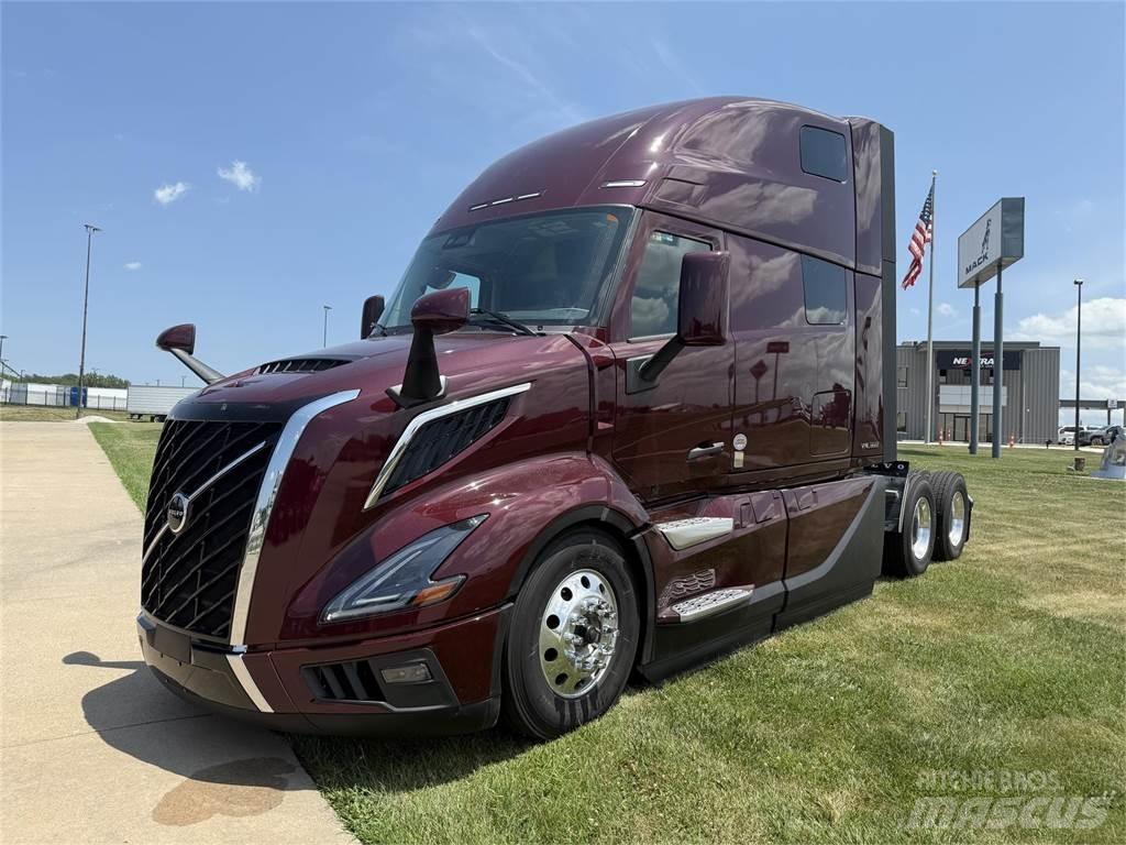 Volvo NEW VNL860 Prime Movers