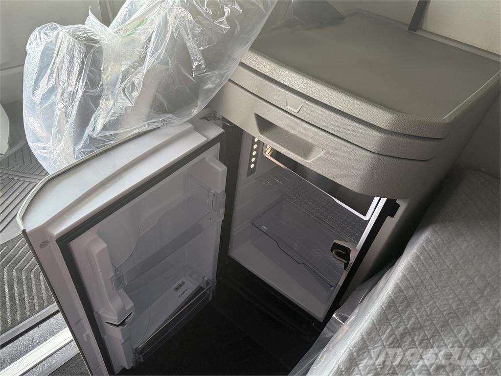 Volvo NEW VNL860 Prime Movers