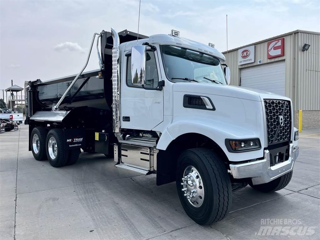 Volvo VHD64F300 Tipper trucks