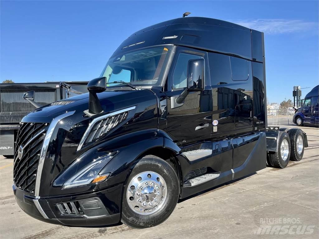 Volvo VNL64T640 Prime Movers