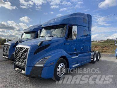 Volvo VNL64T760 Prime Movers