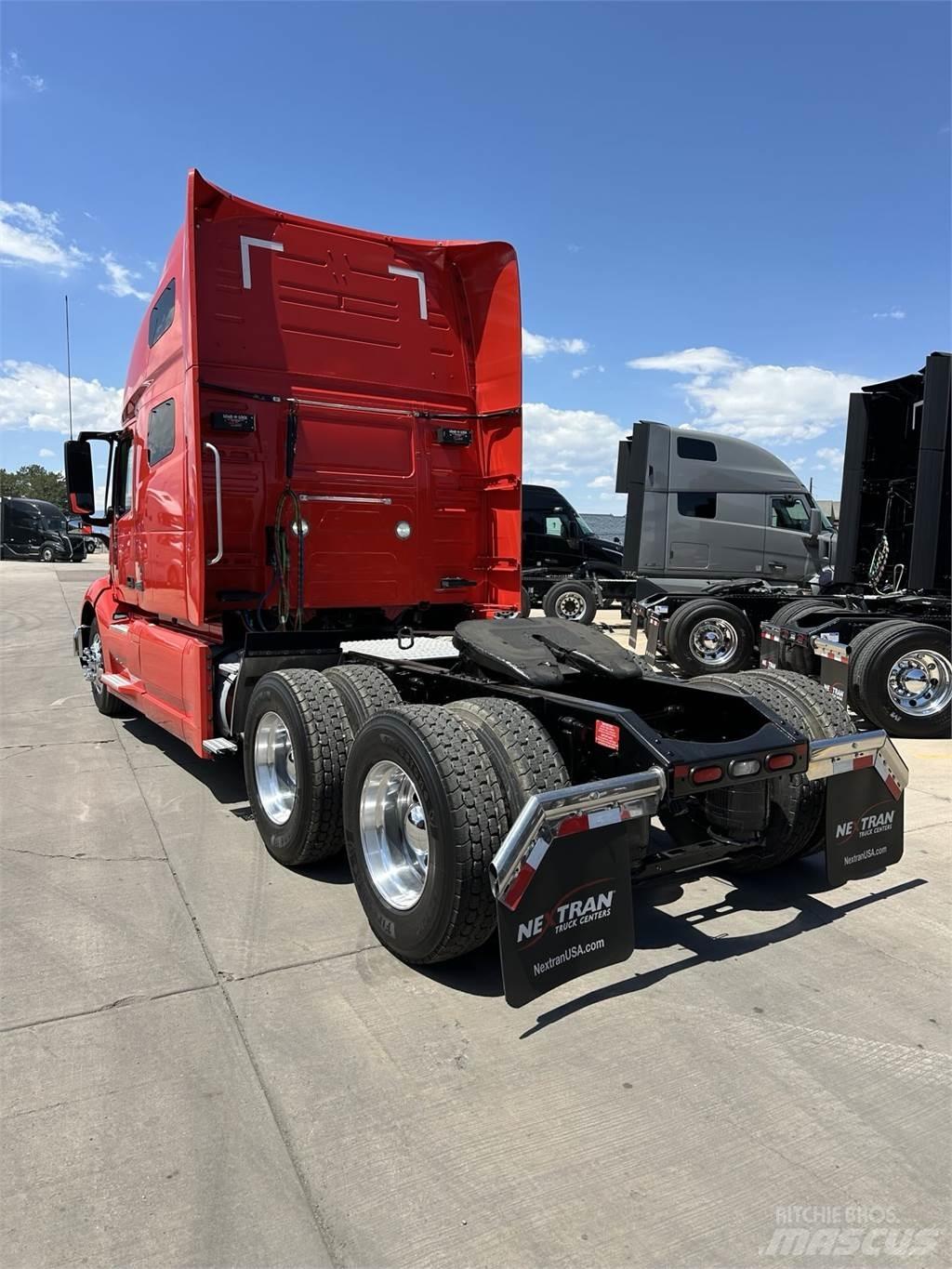 Volvo VNL64T760 Prime Movers