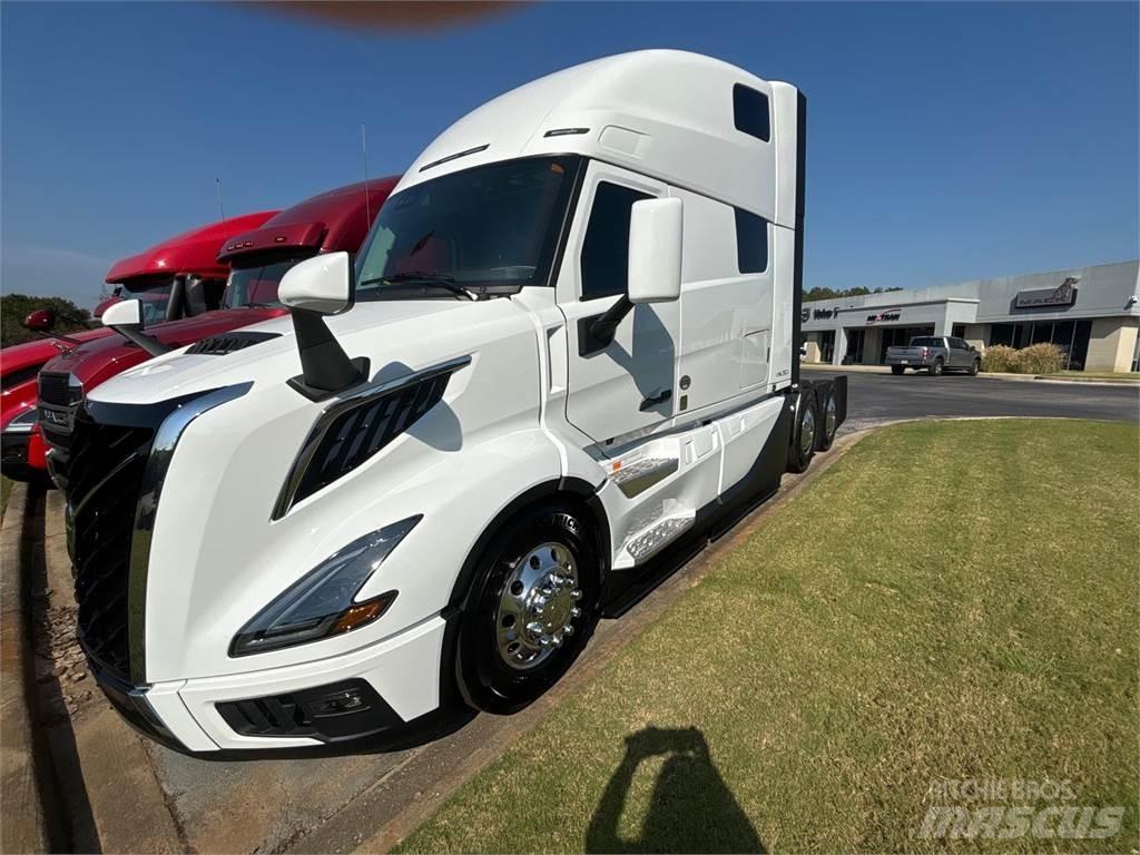 Volvo VNL64T860 Prime Movers
