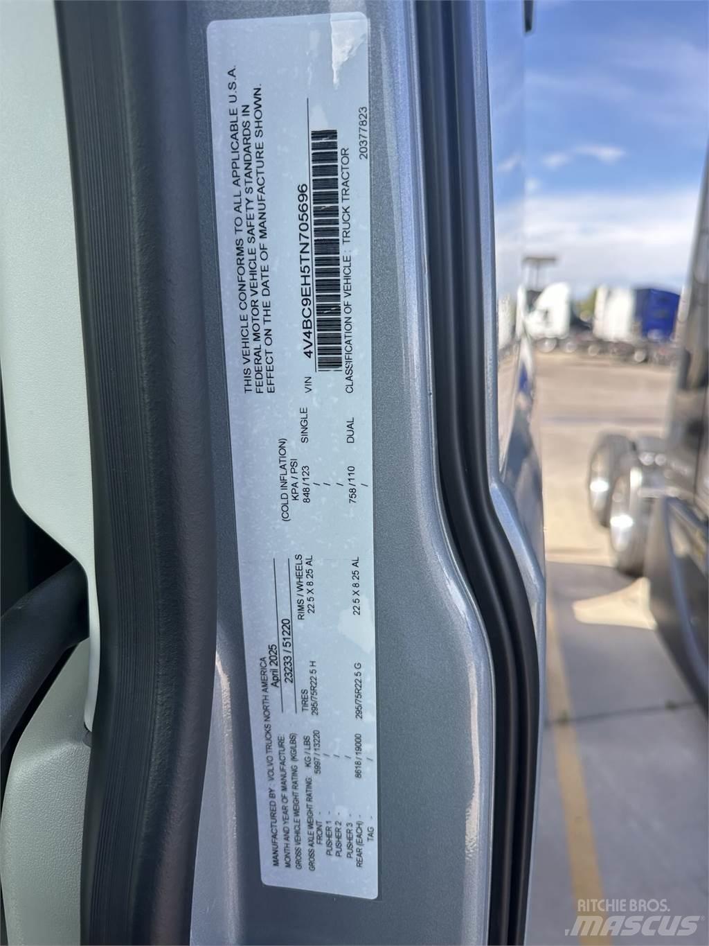Volvo VNL64T860 Prime Movers