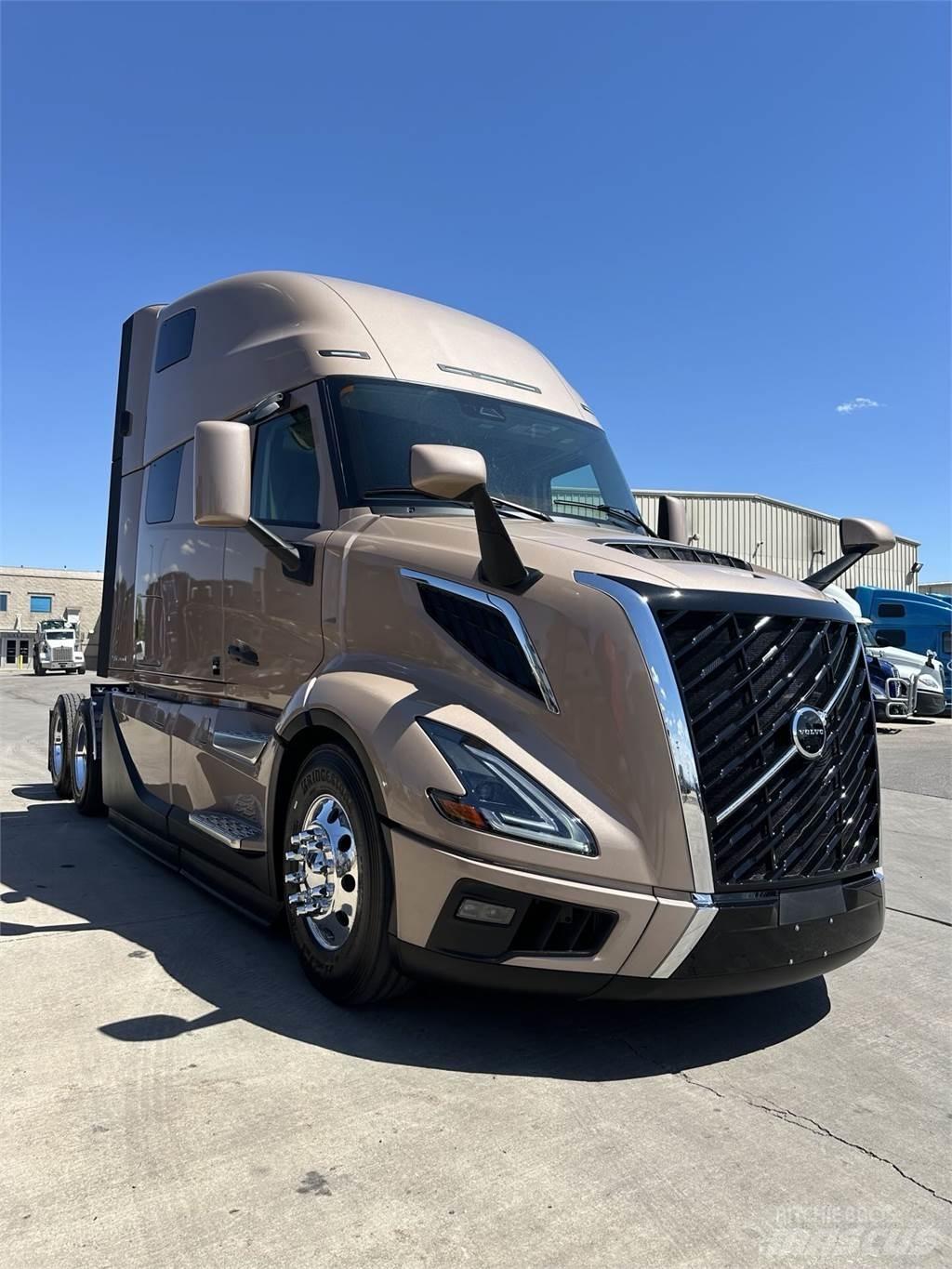 Volvo VNL64T860 Prime Movers