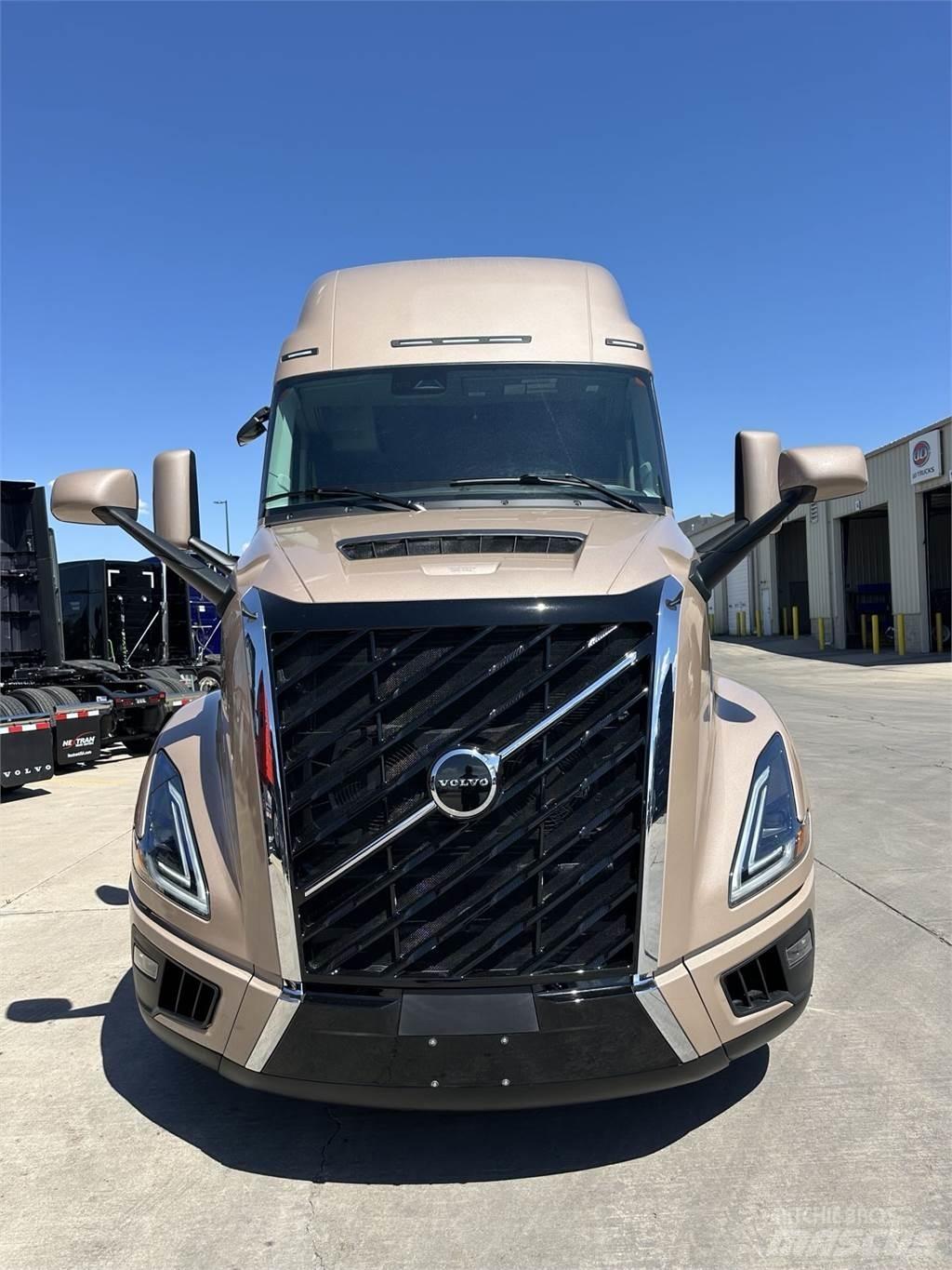 Volvo VNL64T860 Prime Movers
