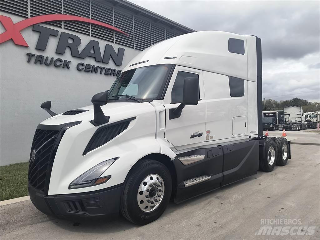 Volvo VNL64T860 Prime Movers