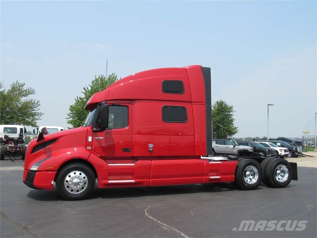 Volvo VNL64T860 Prime Movers