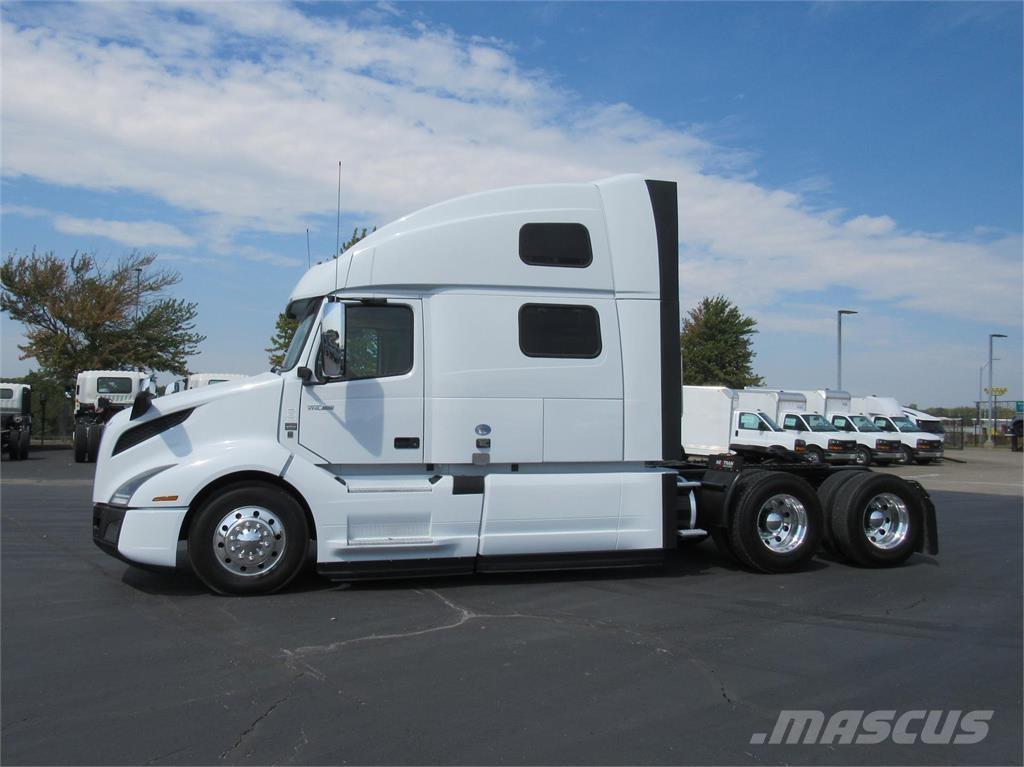 Volvo VNL64T860 Prime Movers