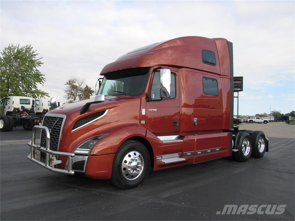 Volvo VNL64T860 Prime Movers