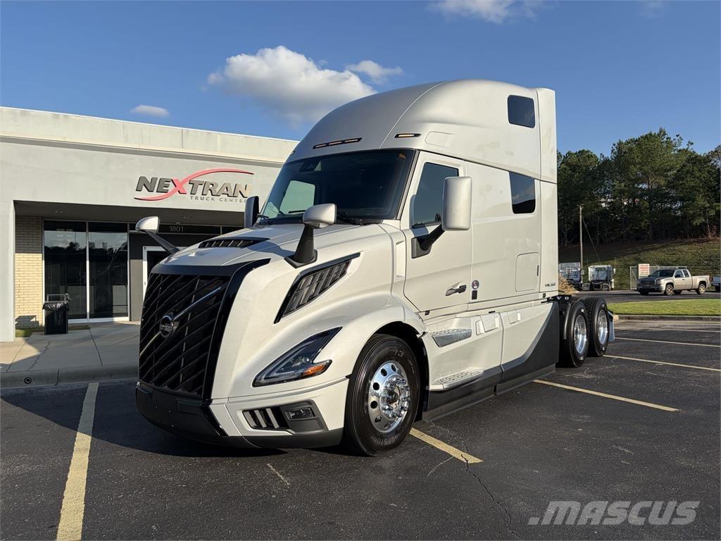 Volvo VNL64T860 Prime Movers