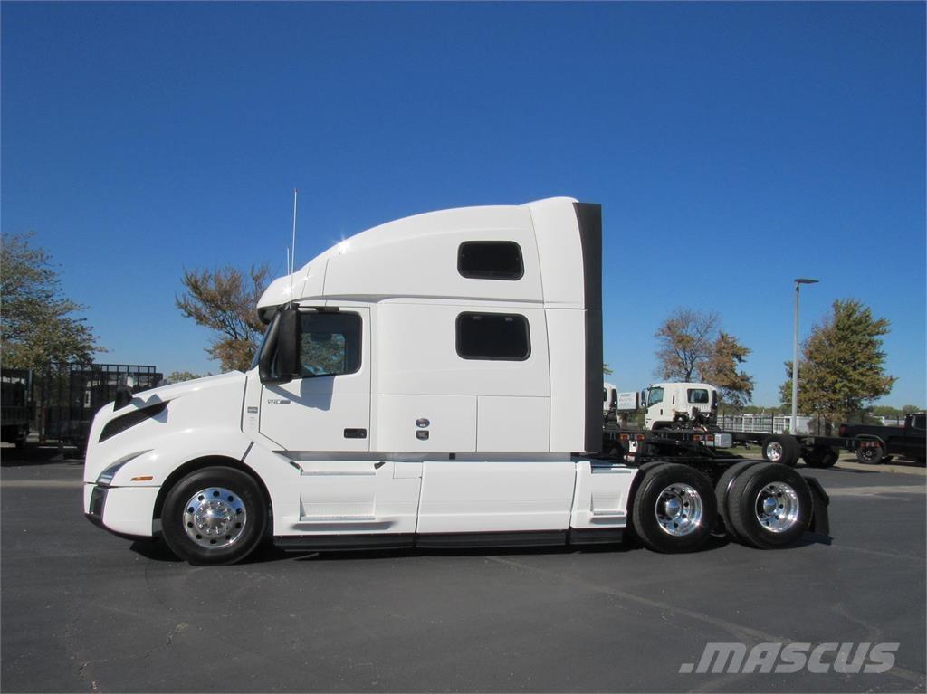 Volvo VNL64T860 Prime Movers