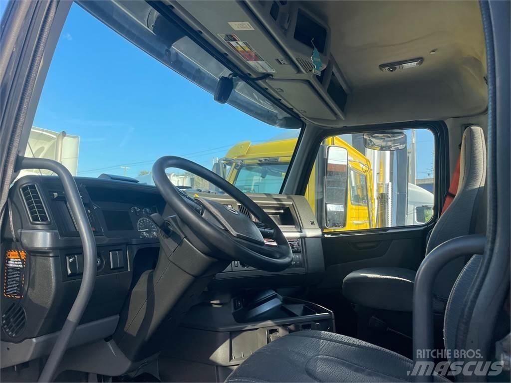 Volvo VNR64T Prime Movers