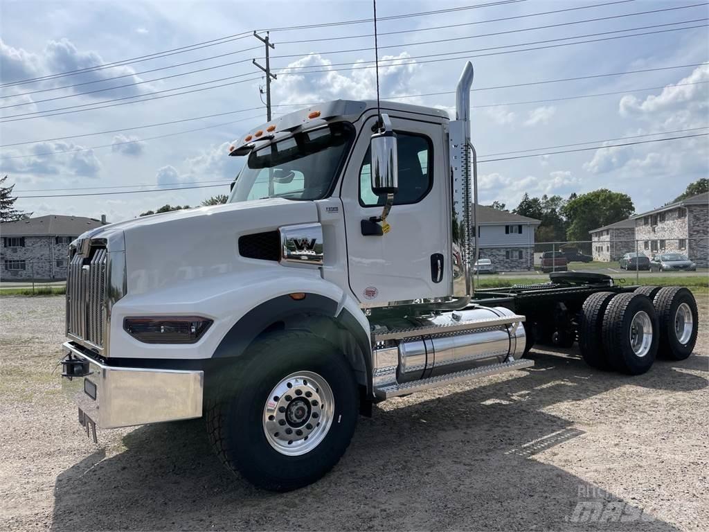 Western Star 49X Prime Movers