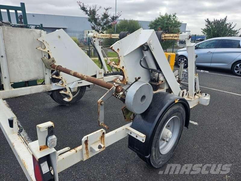 Adoc 3T5 Flatbed/Dropside trailers