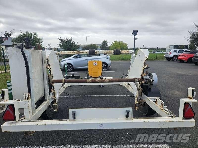Adoc 3T5 Flatbed/Dropside trailers