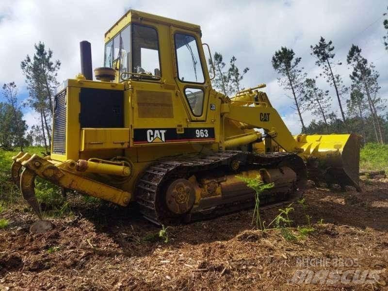 CAT 963 Crawler loaders