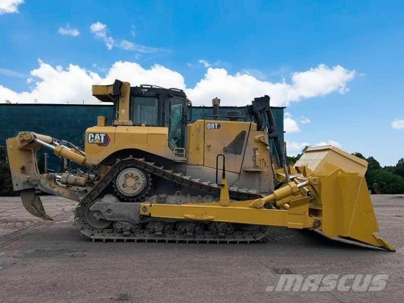 CAT D8T Crawler dozers