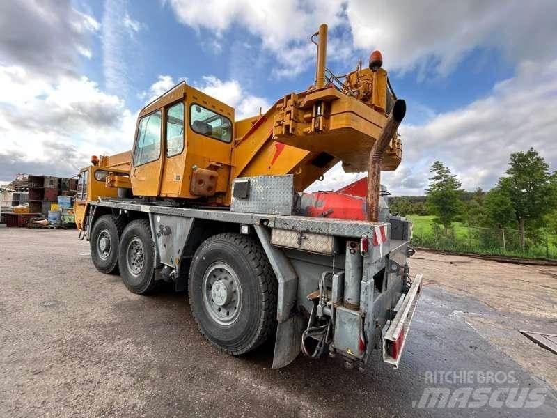Faun RTF40-3 All terrain cranes