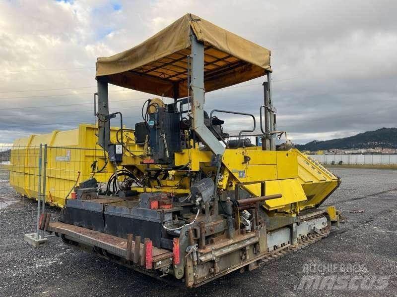Titan 311S Asphalt pavers