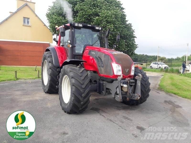 Valtra T183 Tractors