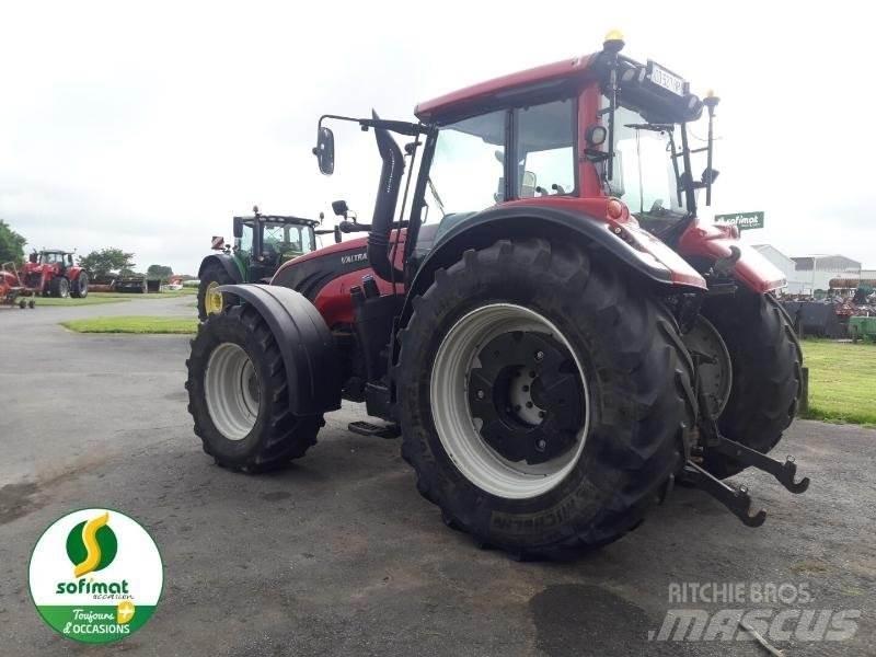 Valtra T183 Tractors