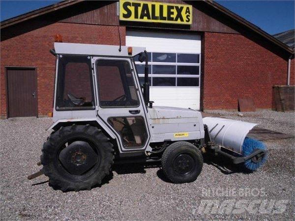 Mitsubishi 280 Tractors