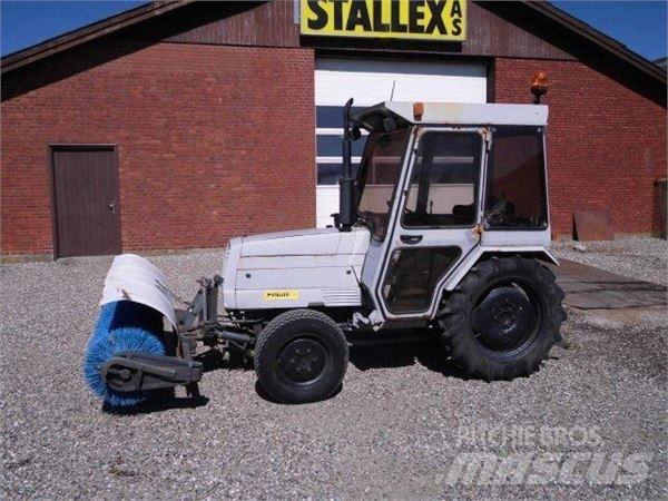 Mitsubishi 280 Tractors