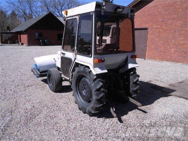 Mitsubishi 280 Tractors