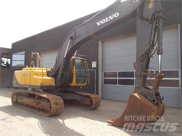 Volvo EC210LC Crawler excavators