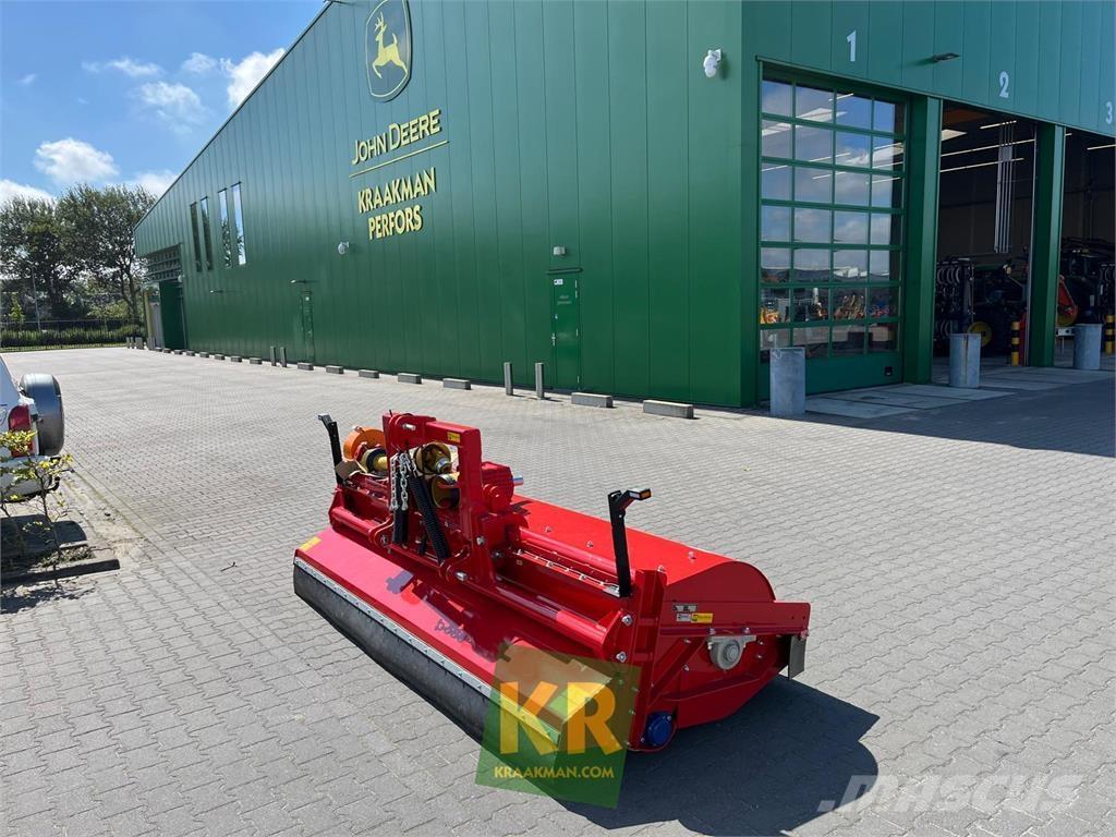 Dücker UM Pasture mowers and toppers