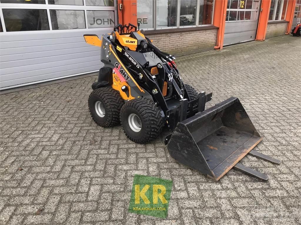 GiANT SK252D Front loaders and diggers