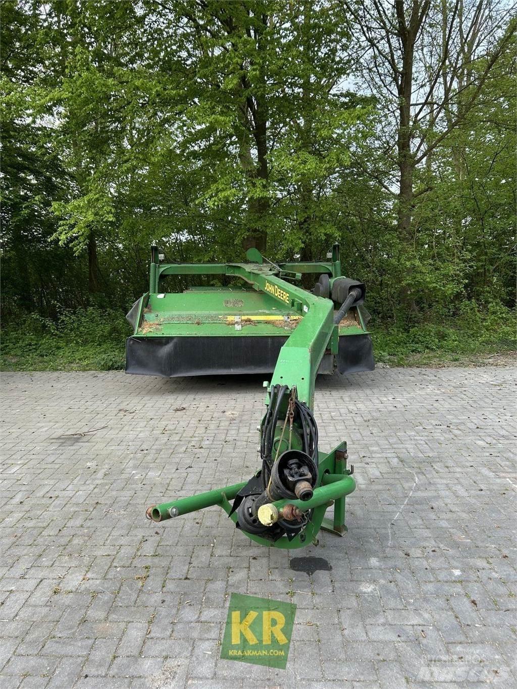 John Deere 530 Farm machinery