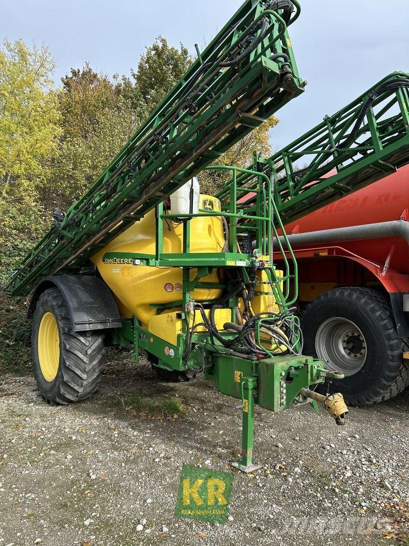 John Deere 840 Self-propelled sprayers