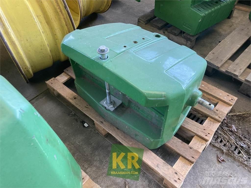 John Deere 900 kg Front weights
