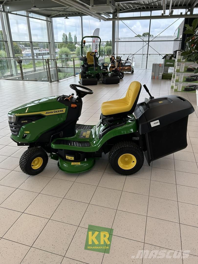 John Deere X147R Riding mowers